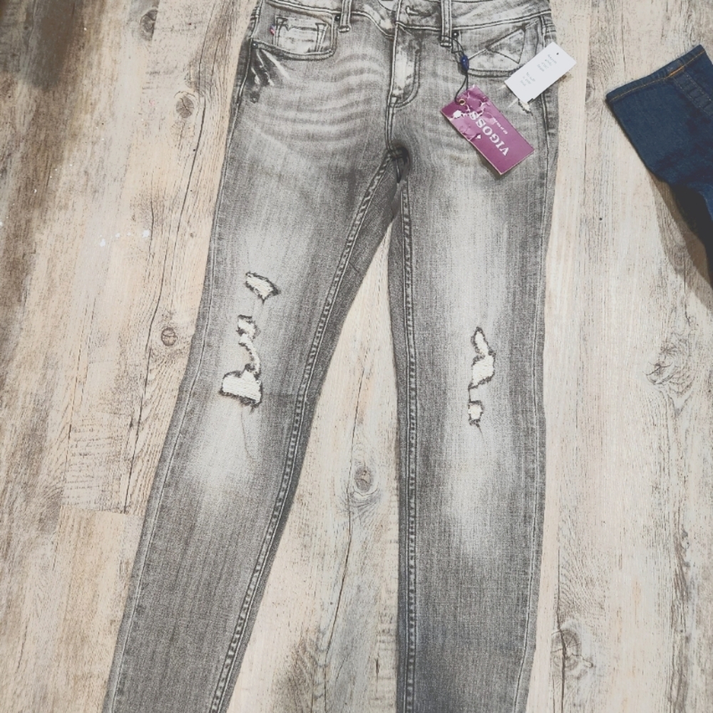 VIGOSS JEANS SZ 26W X29L BNWT